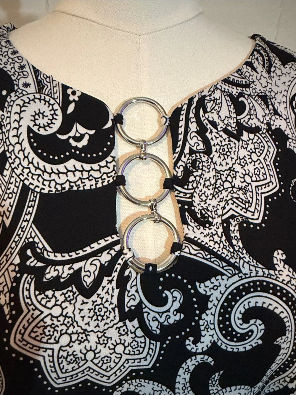 MSK Black & White Paisley Midi Dress with Ring-Detail - Picture 2 of 3